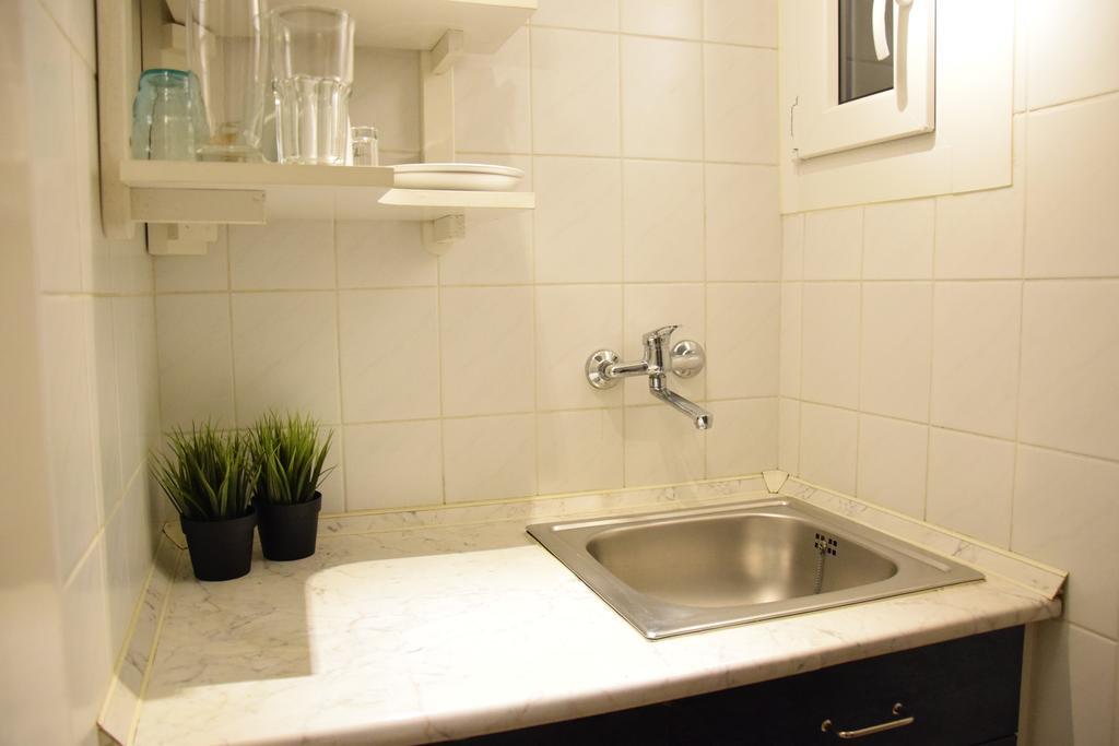 Budget Apartment By Hi5 - Vaci Street 44 Budapest Exterior photo