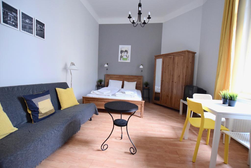 Budget Apartment By Hi5 - Vaci Street 44 Budapest Exterior photo