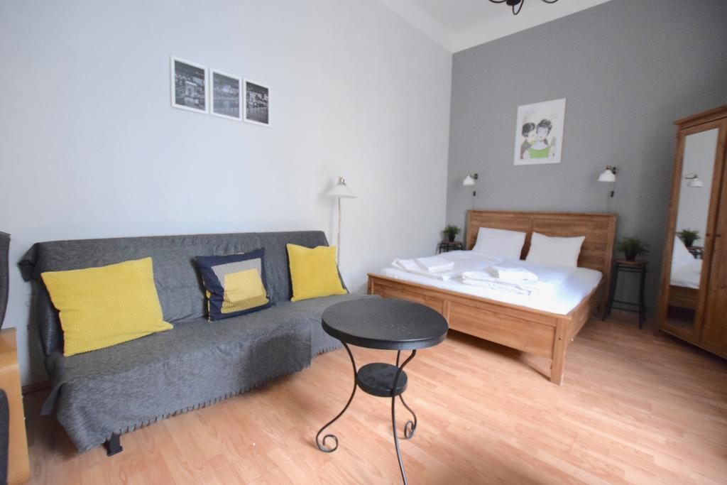 Budget Apartment By Hi5 - Vaci Street 44 Budapest Exterior photo